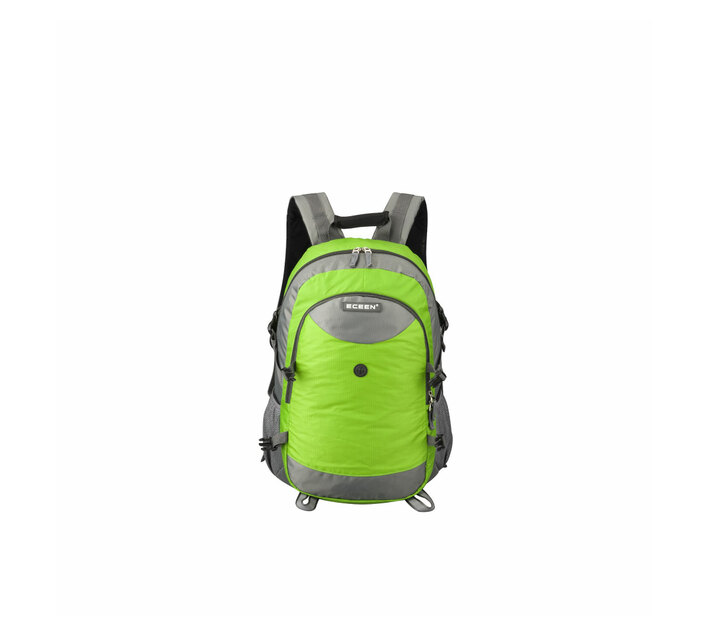 Solar Hiking Backpack | Makro